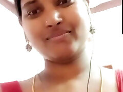 Madurai, Tamil sexy aunty in chimmies with hard puffies