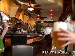 Bignaturals - Moving mountains