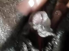 901 huge ebony clittie