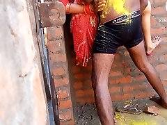 Ragini Bhabhi Apne Husband Ke Sath Holy Orgy Kia
