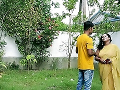 Indian Scorching Bhabhi Sex with Unknown Young Boy! Plz Cum Inside