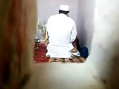 le sexe du mollah afghan avec une milf