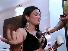 Chief has affair with secretary