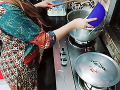 Wife Anally Fucked in Kitchen While She is Engaged Cooking