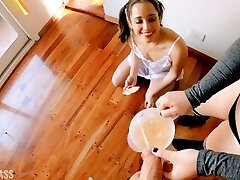 Drinking pee with my acquaintance Belle amore, she is a babysitter !!! deep throat gagging and pee tub 4k