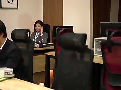 [ure-087 S 20th Debut Anniversary Collab! Original Story: One Room Bloom A Woman Manager And Her Subordinate Who Are Addicted To Handsome Internal Cumshot Adulterous Fuck-fest! With Tomoda Maki And Maki Tomoda