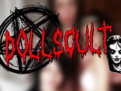 Sissi flashes her wonderful body in slow motion - DOLLSCULT