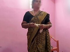 A man has hookup with Aunty while she is reading a book