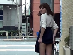 Japanese Hotties Flashing