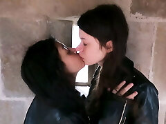 Public sex on the streets of Barcelona - DOLLSCULT