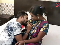 Desi Maid ke sath - hardcore chudai