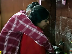 Indian beautiful maid amazing Hard-core super-fucking-hot sex with sir! latest viral sex