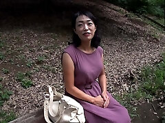 H053G04 A plain 60th birthday mature woman is a shaved cootchie! An simple aunt makes a body with an supreme sensitivity shake