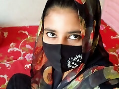 जब शाली जाल में गिर जाती है