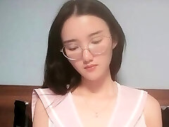 Amateur young teen solo masturbation on her livingroom