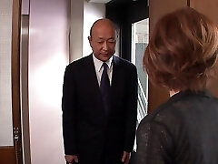 Japanese housewife banged by her husband and his pals!