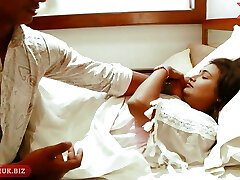 Indian Big Ass Bhabhi Getting Fucked By Doctor