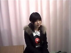 Japanese teen gets her taut slit drilled during pussy exam