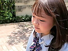 https://bit.ly/3jop5sj ハメ撮り。巨乳jkとおじさんのハメ撮りセックス ハリのあるおっぱいはもちろんのこと、デカくてドスケベな乳輪もエロい。おっぱいで挟まれてチンポバキバキ。制服を着たままバックでイキまくり。