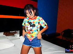 Asian teen amateur satisfies her tourist client&rsquo;s ginormous dick