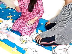 young brother apna badi behan ko jabar dasti chuta blackmailed karike