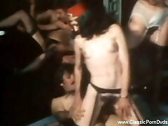 время оргии с классическими волосатыми кисками просто для того, чтобы почувствовать удовольствие