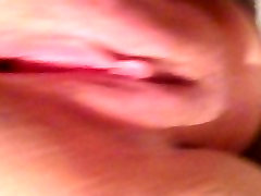 Открытую мокрую киску