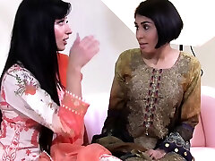 SEXY MOMMA - Aaliyah Schools Step Mom dasi ftm on Sex Toys