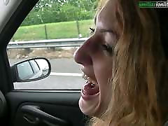 UI030-Driving with Giulia - Amateur Foot Fetish