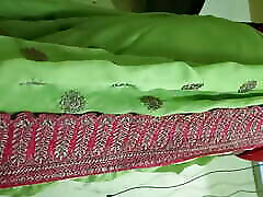 il mio indiano matrigna vestito rimuovere e saree indossare il mio anteriore lato io vedere e record video