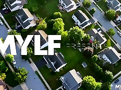 Sexy MILF Fucking Scene - MYLF