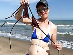 am strand drehe ich den schwanz meines mannes&039;in die muschi
