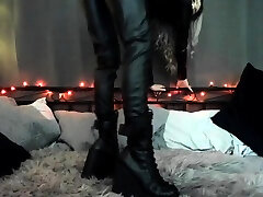 кхалиси баттц - готическая будка leather cbt fantasy
