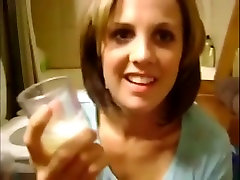 пить сперма и lesbon xxx mom daughter кончил
