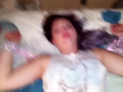 Сэмми луисбург facefucked до слез и лица