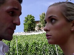 Cuckold girls porntite girls anal park watches hot blonde Shanie Ryan riding a stranger