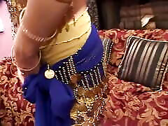blowing desi looking forward to sex with two huge dicks