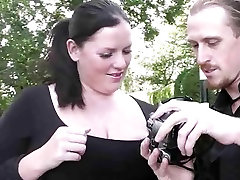 Huge bitch is picked up by photographer