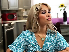 Threesome taboo fuck with chubby stepmom