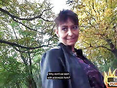 Real pulled longe ve gives outdoor head