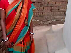 Desi Hot Indian Aunty Having Sex Her girl removing clothes free download Stepson