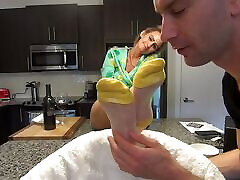 milf&039;ed: heiße milf nachbarin&039;s wahnsinnig schöne füße! voll