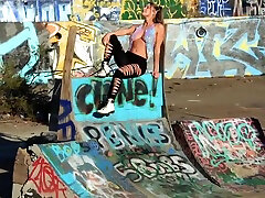 Fitfreaks And baku ane otouto Go Wild - Finger & Cum Before Photoshoo
