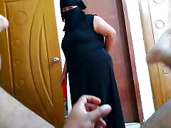 Muslim beautiful Hot maid has sex with owner while sweeping his bed room - sex giving birth Ass Fucking & Pussy Destroyed