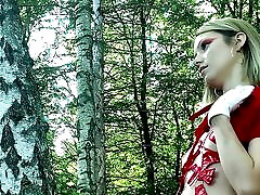 Little Red Riding Hood Loves Anal and Deep Sucking