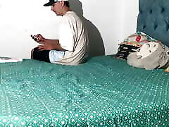 Massage a Latina with a big ass comes out badly fucked pussy