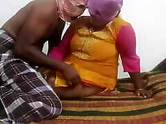 Tamil Santhi hot housewife sexy voice