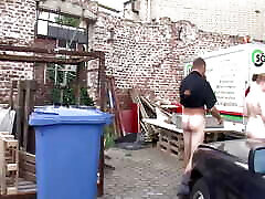 толстушки трахаются раком в багажнике машины cxdger23 sc4