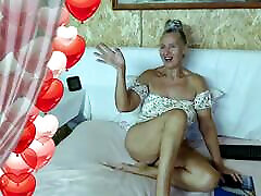 Hot housewife Lukerya flirts again