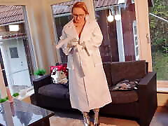 video xxx chica nica Jerk off Instructions. Otk Boots, Leather Gloves, Masturbation in Pvc Coat! Arya Grander